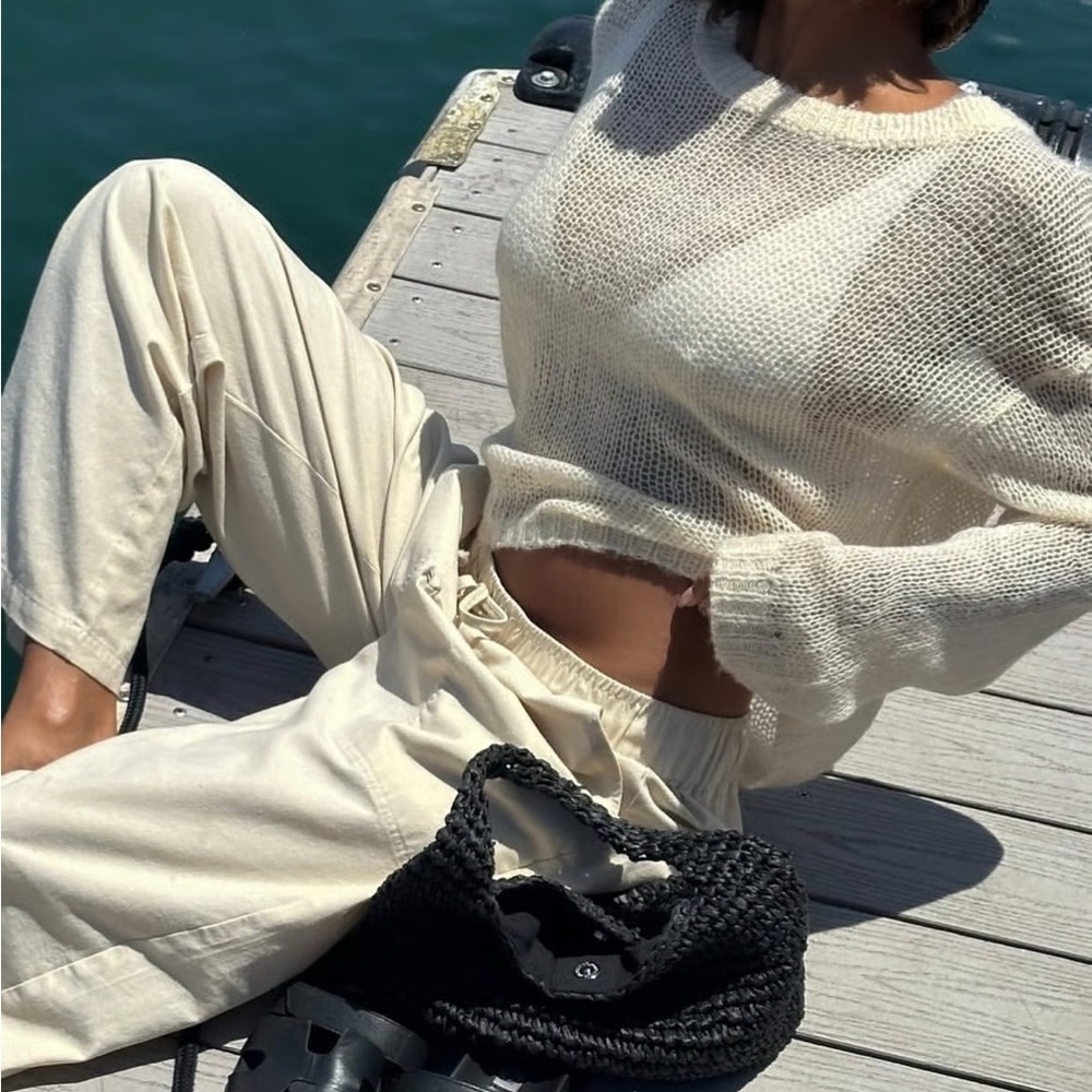 RUMORED Signature Pullover in Ivory Coast S/M - Picture 2 of 4